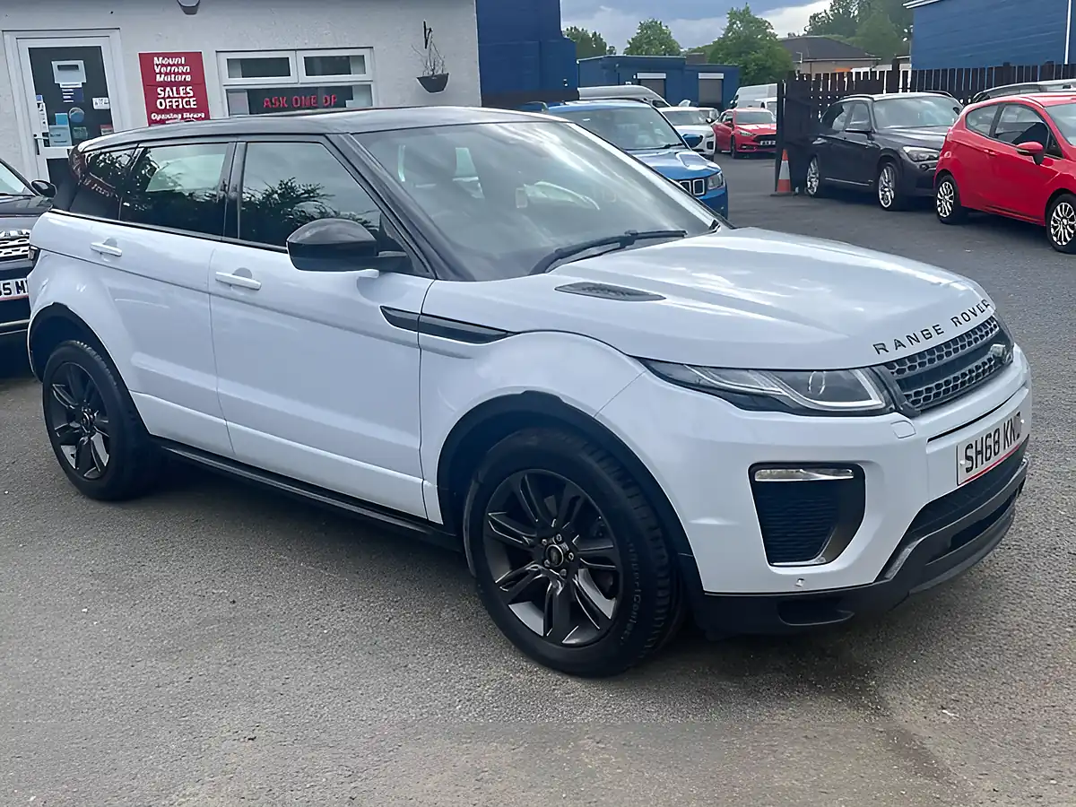 Used 2018 Land Rover Range Rover Evoque Landmark White - Interior and Exterior details 10