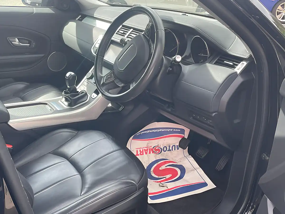 Used 2018 Land Rover Range Rover Evoque Se Black - Interior and Exterior details 15