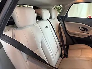 Used 2018 Land Rover Range Rover Evoque Se Black - Interior and Exterior details 12
