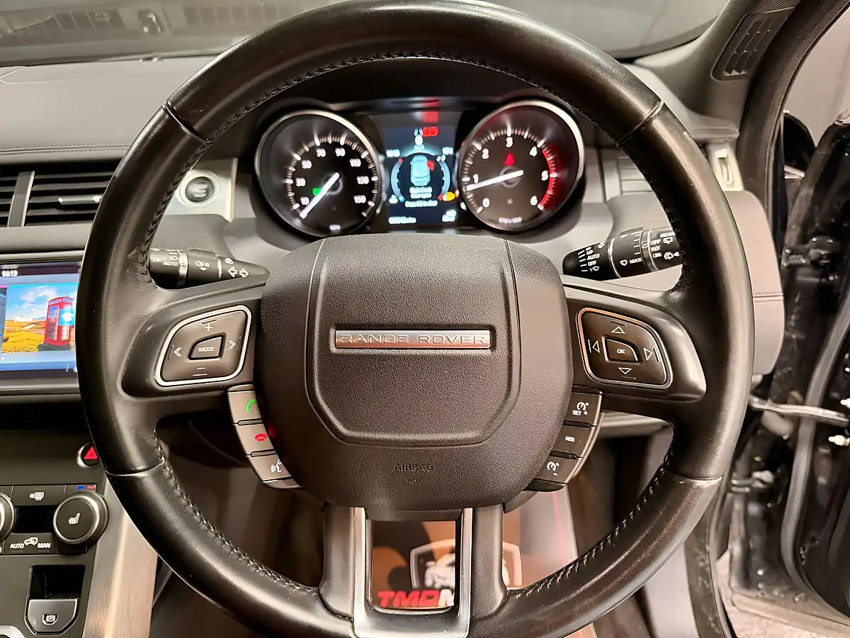 Used 2018 Land Rover Range Rover Evoque Se Black - Interior and Exterior details 10