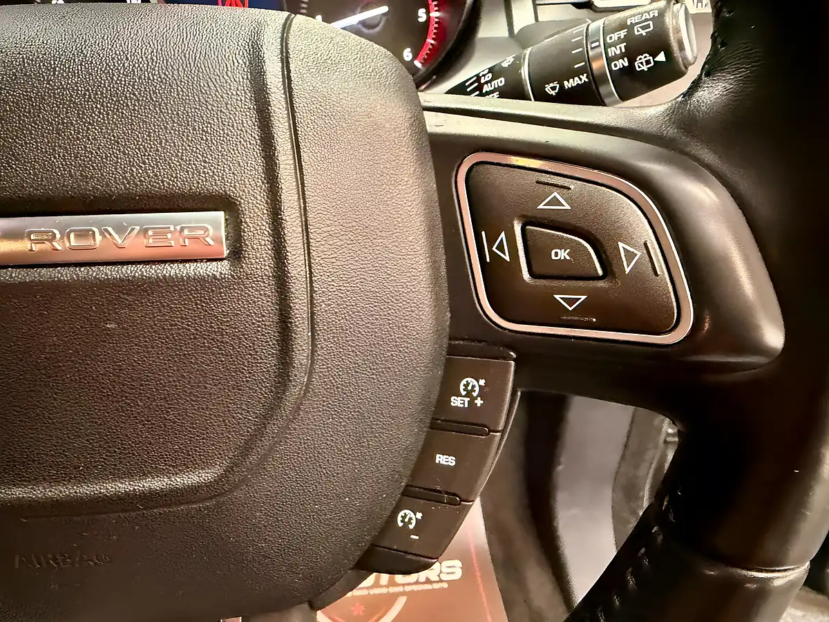 Used 2018 Land Rover Range Rover Evoque Se Black - Interior and Exterior details 14