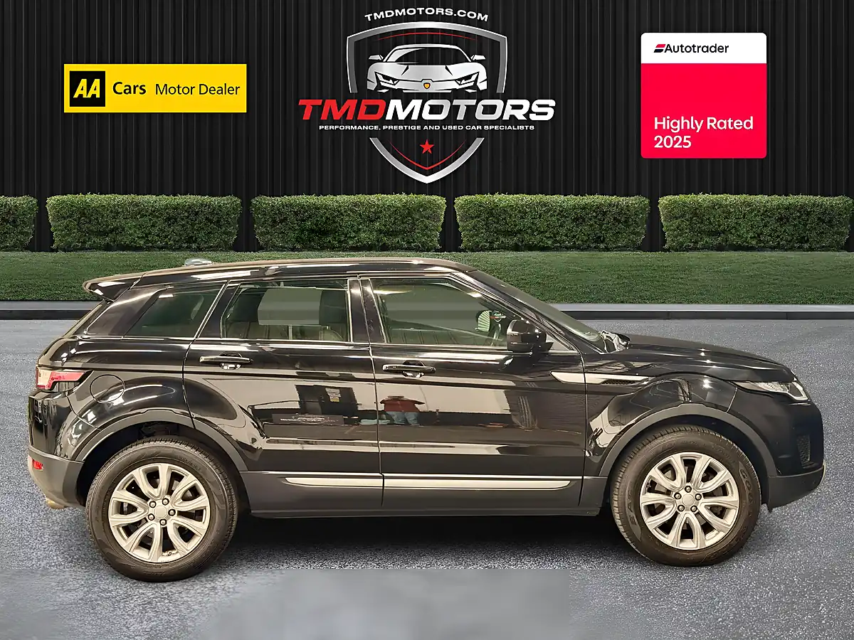 Used 2018 Land Rover Range Rover Evoque Se Black - Interior and Exterior details 7