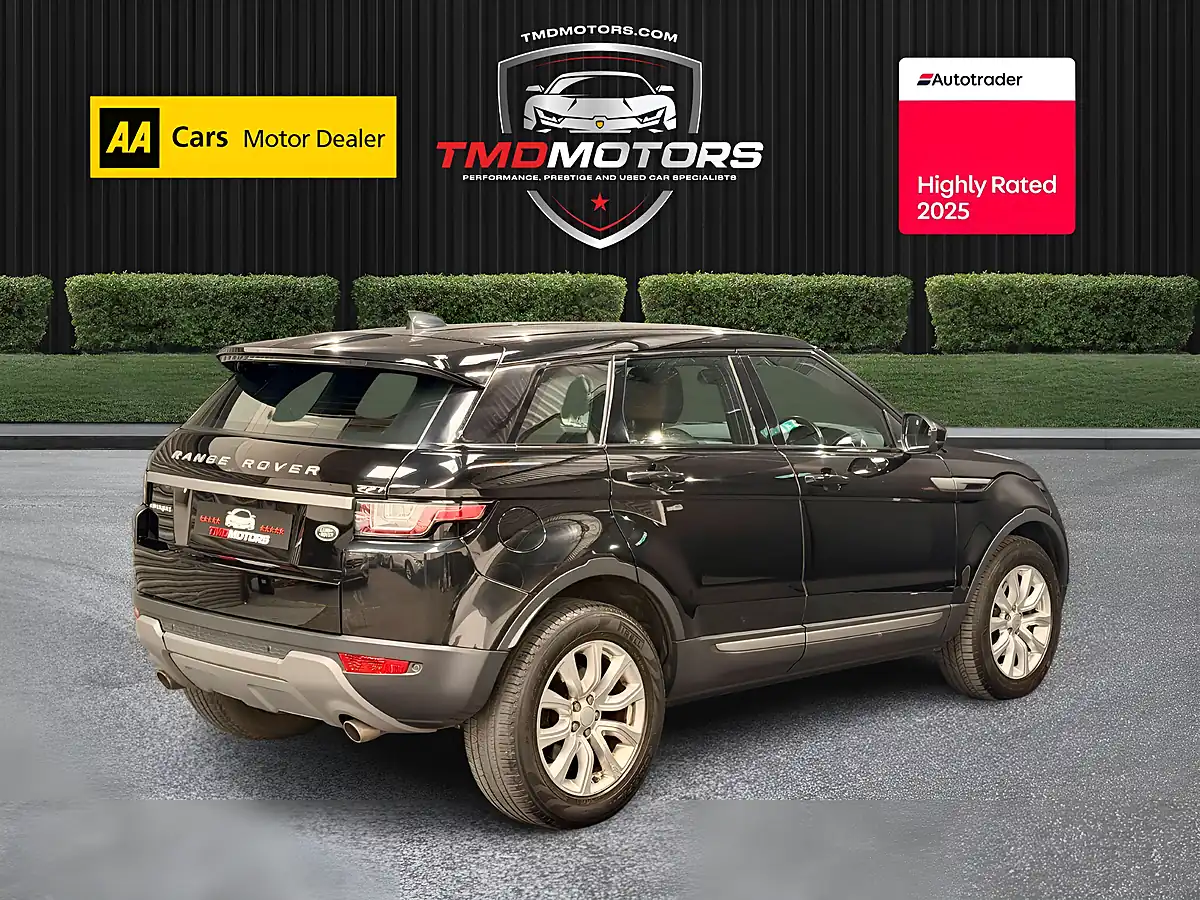 Used 2018 Land Rover Range Rover Evoque Se Black - Interior and Exterior details 8
