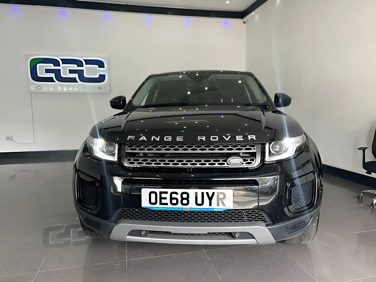 Used 2018 Land Rover Range Rover Evoque Se Black - Interior and Exterior details 10