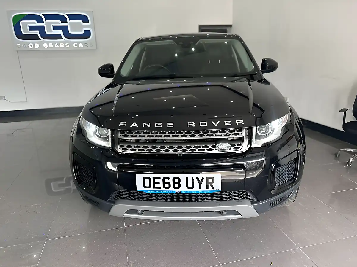 Used 2018 Land Rover Range Rover Evoque Se Black - Interior and Exterior details 3