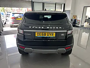 Used 2018 Land Rover Range Rover Evoque Se Black - Interior and Exterior details 4