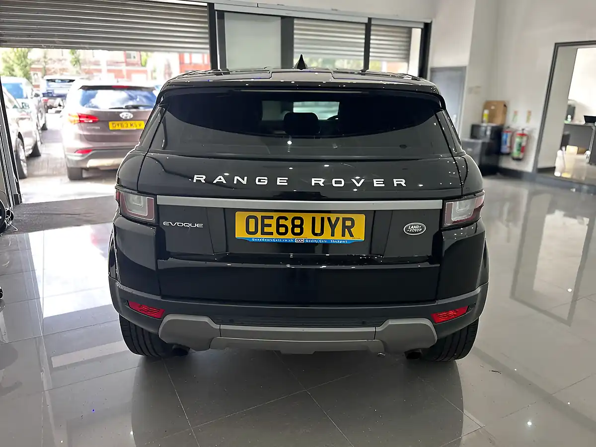 Used 2018 Land Rover Range Rover Evoque Se Black - Interior and Exterior details 4