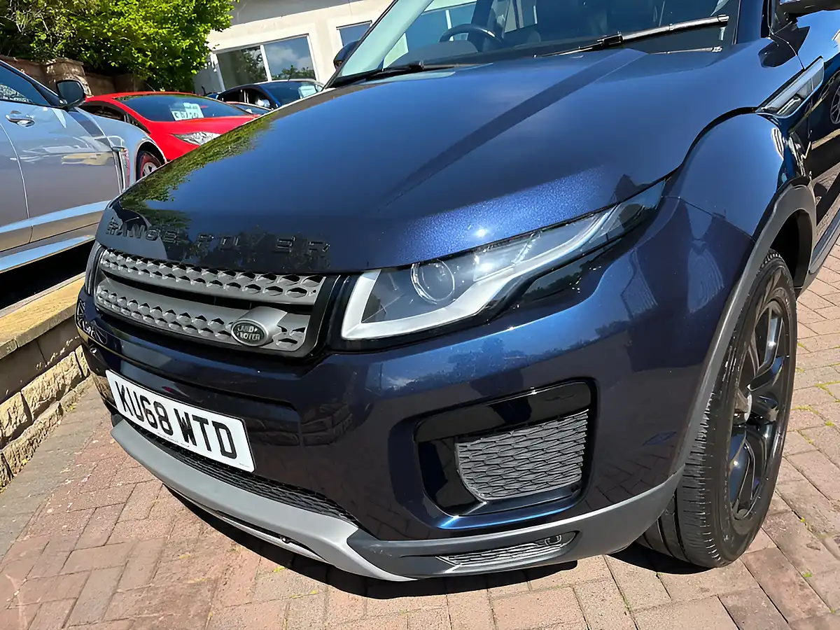 Used 2018 Land Rover Range Rover Evoque Se Blue - Interior and Exterior details 19