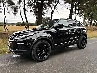Used 2018 Land Rover Range Rover Evoque Se Tech Black - Interior and Exterior details 10