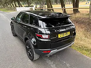 Used 2018 Land Rover Range Rover Evoque Se Tech Black - Interior and Exterior details 12
