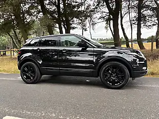 Used 2018 Land Rover Range Rover Evoque Se Tech Black - Interior and Exterior details 3