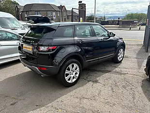 Used 2018 Land Rover Range Rover Evoque Se Tech Black - Interior and Exterior details 3