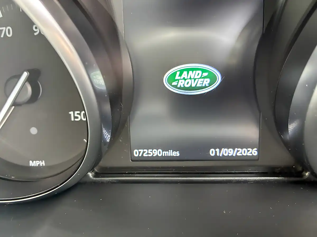 Used 2018 Land Rover Range Rover Evoque Se Tech Black - Interior and Exterior details 9