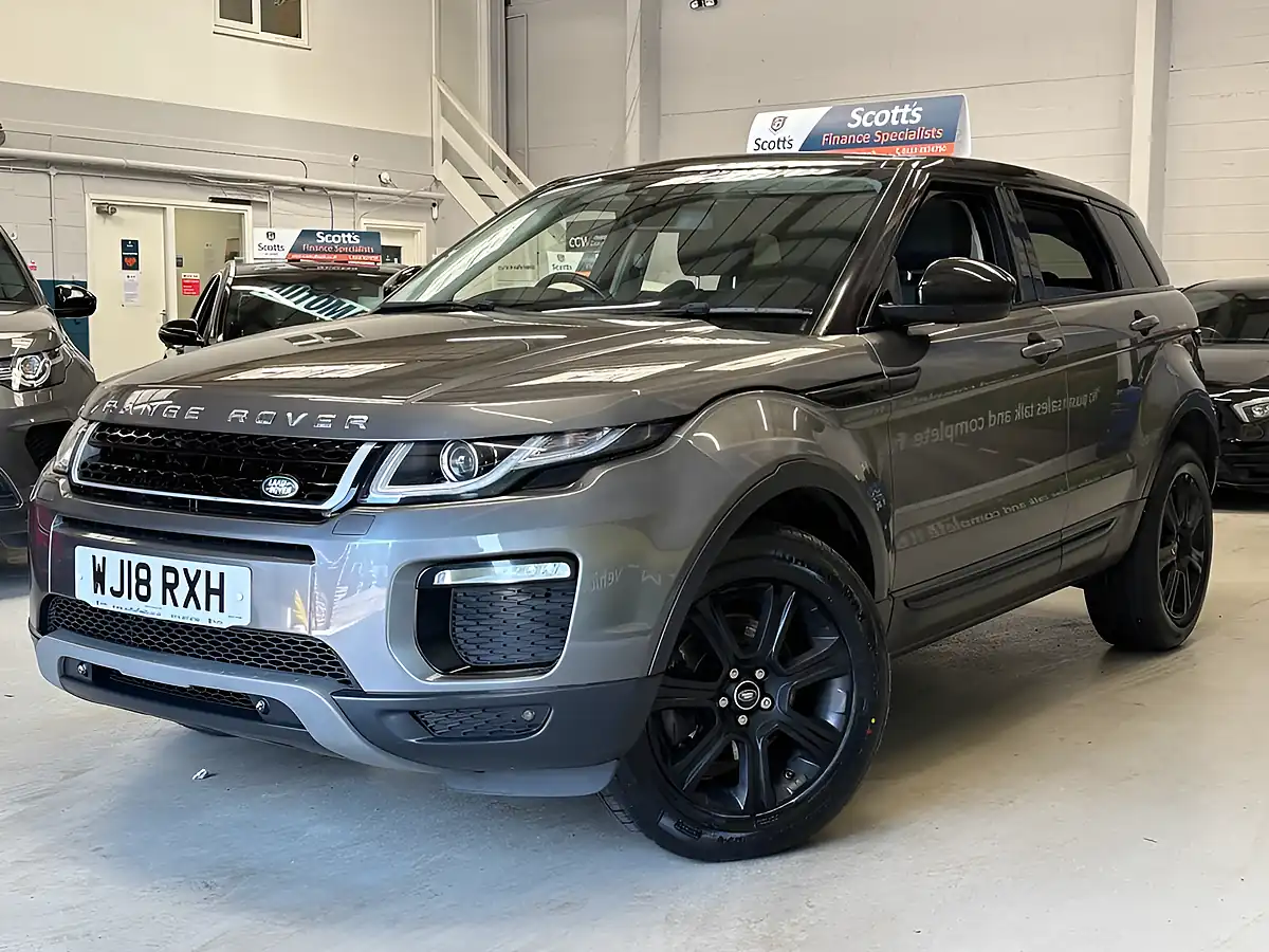 Used 2018 Land Rover Range Rover Evoque Se Tech Grey - Interior and Exterior details 3