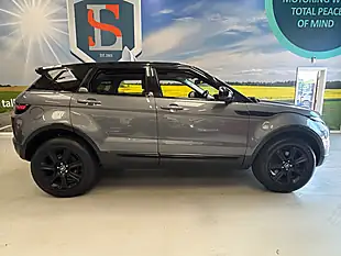 Used 2018 Land Rover Range Rover Evoque Se Tech Grey - Interior and Exterior details 4