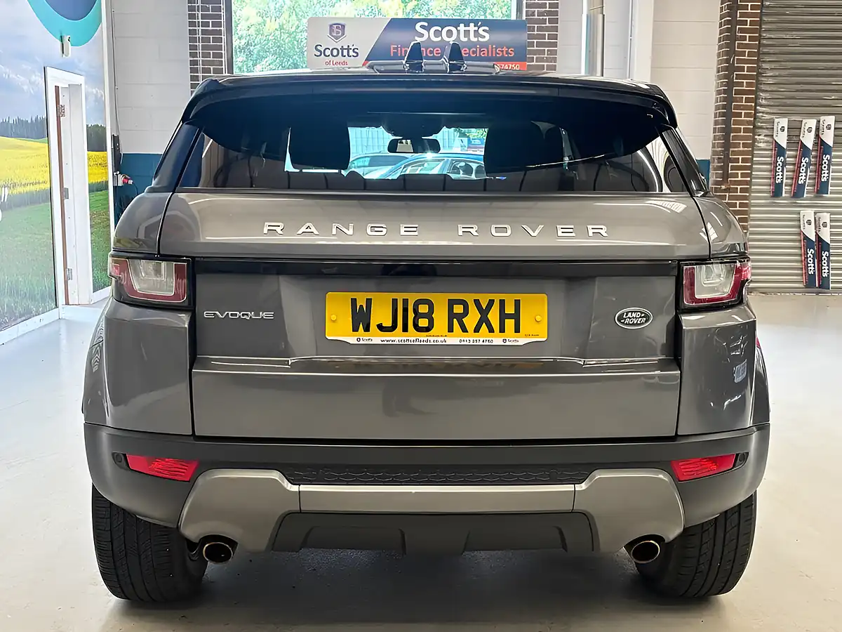 Used 2018 Land Rover Range Rover Evoque Se Tech Grey - Interior and Exterior details 6