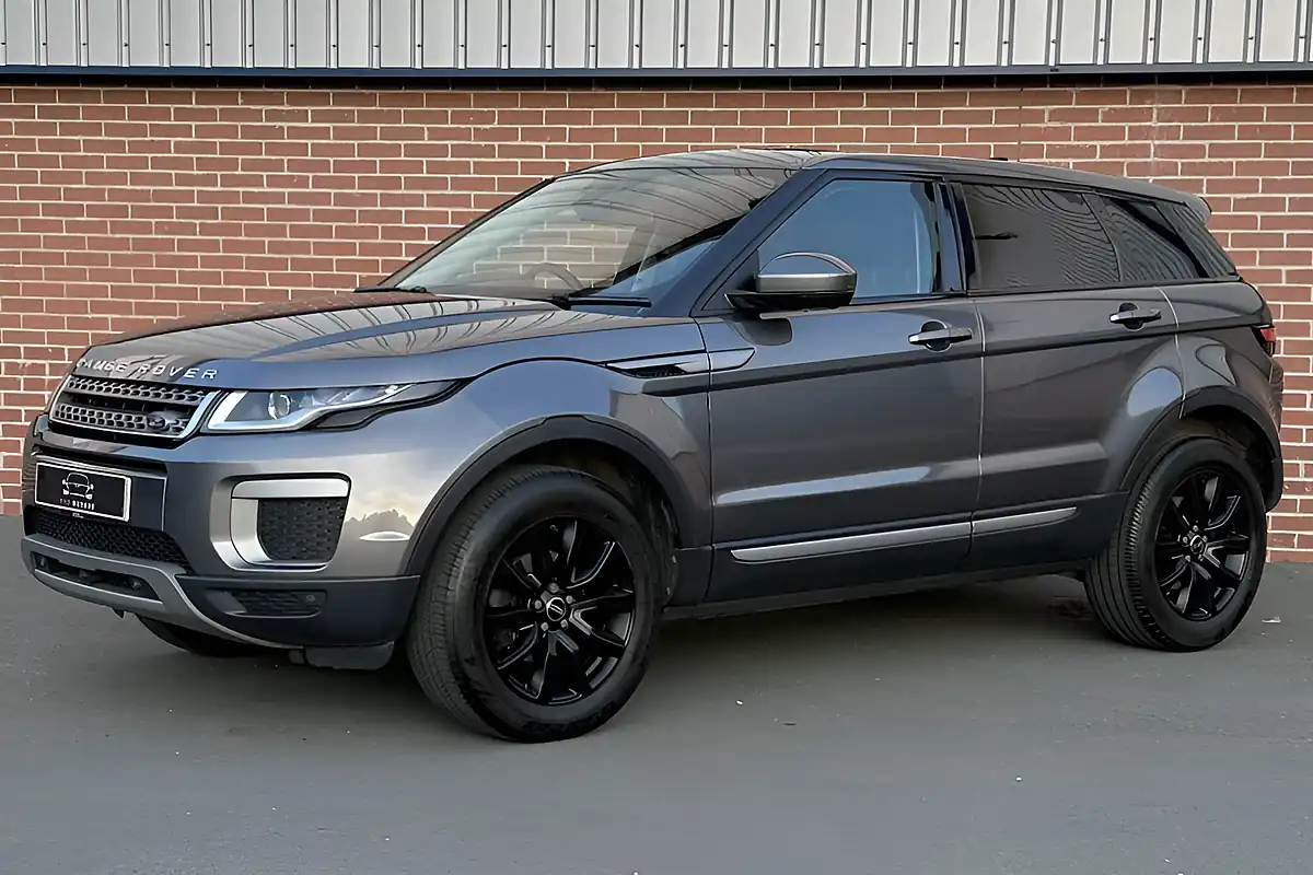 Used 2018 Land Rover Range Rover Evoque Se Tech Grey - Interior and Exterior details 19