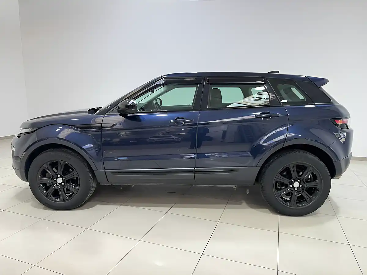 Used 2018 Land Rover Range Rover Evoque Se Tech Loire Blue - Interior and Exterior details 6