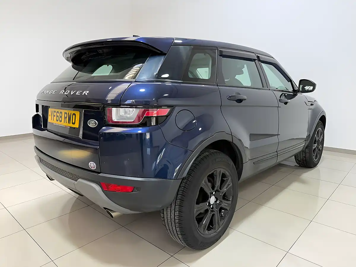Used 2018 Land Rover Range Rover Evoque Se Tech Loire Blue - Interior and Exterior details 9