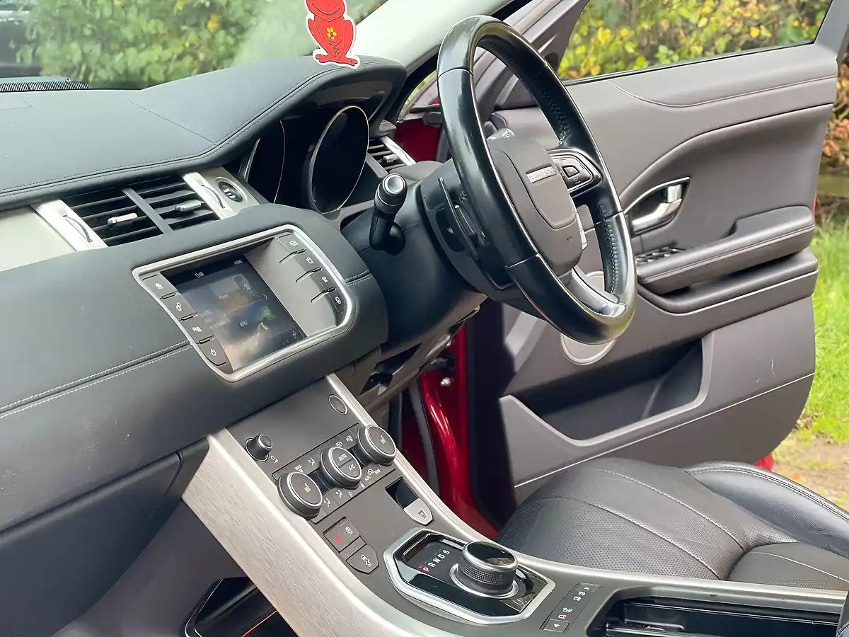 Used 2018 Land Rover Range Rover Evoque Se Tech Red - Interior and Exterior details 20