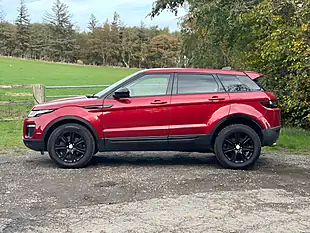 Used 2018 Land Rover Range Rover Evoque Se Tech Red - Interior and Exterior details 4