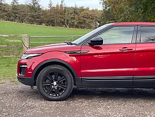 Used 2018 Land Rover Range Rover Evoque Se Tech Red - Interior and Exterior details 5