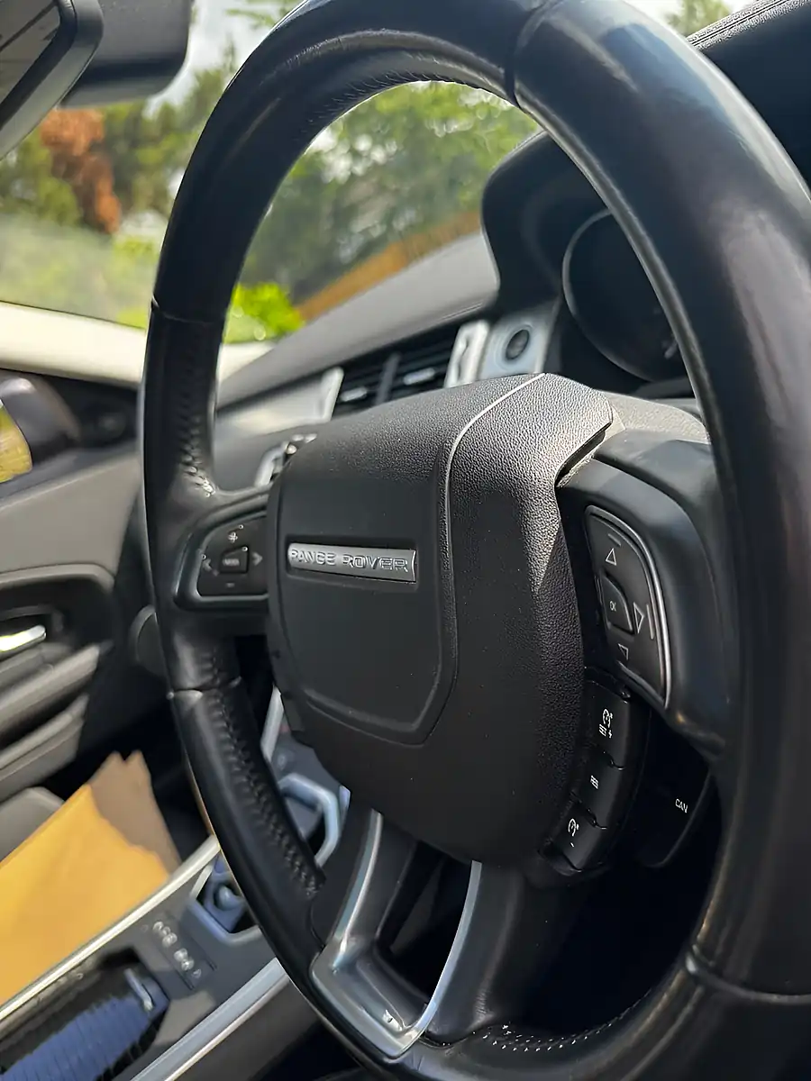 Used 2018 Land Rover Range Rover Evoque Se Tech Red - Interior and Exterior details 11