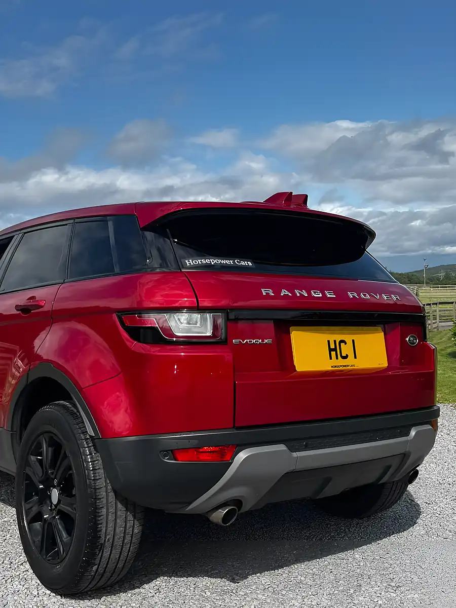Used 2018 Land Rover Range Rover Evoque Se Tech Red - Interior and Exterior details 5