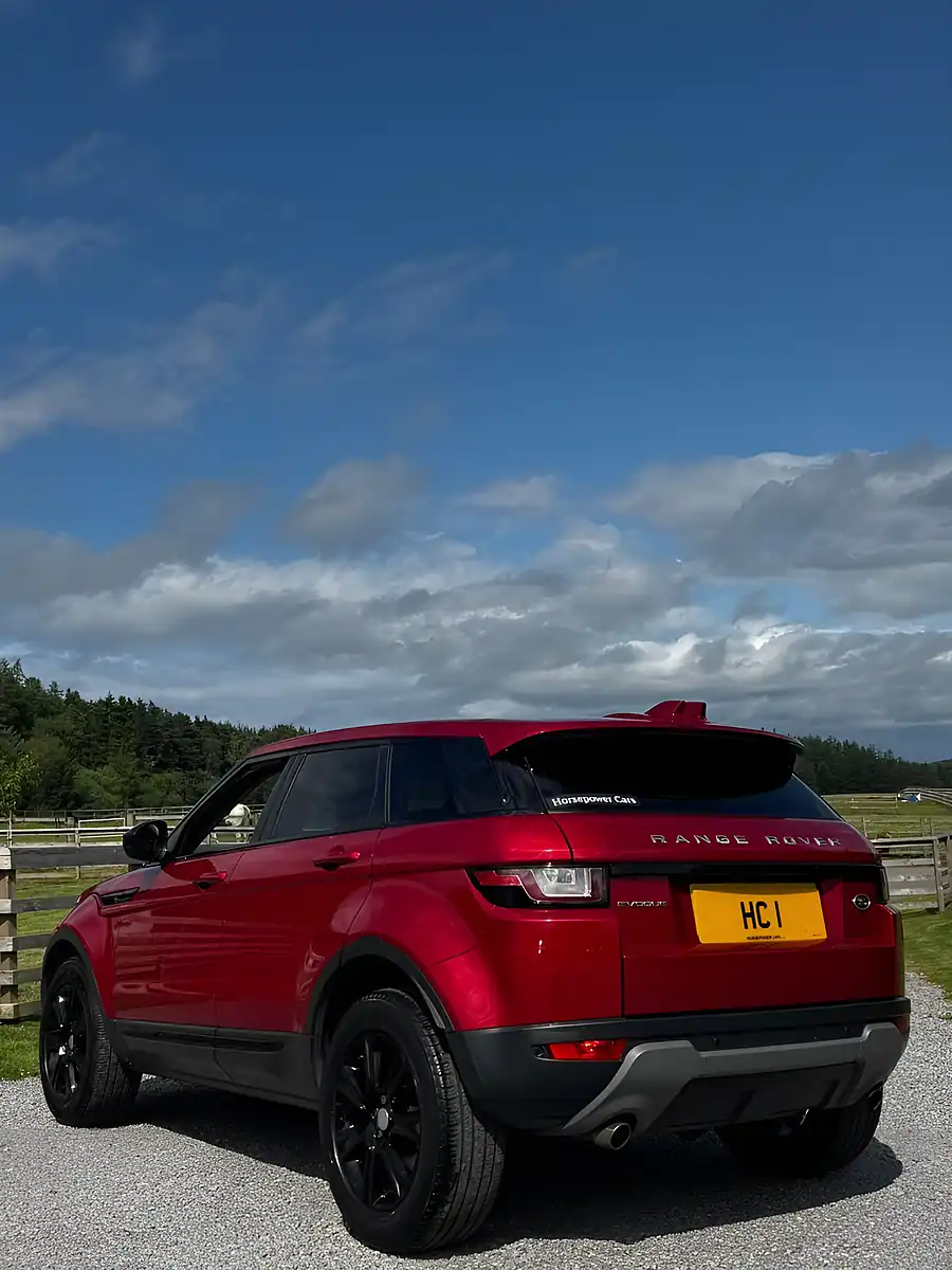 Used 2018 Land Rover Range Rover Evoque Se Tech Red - Interior and Exterior details 7