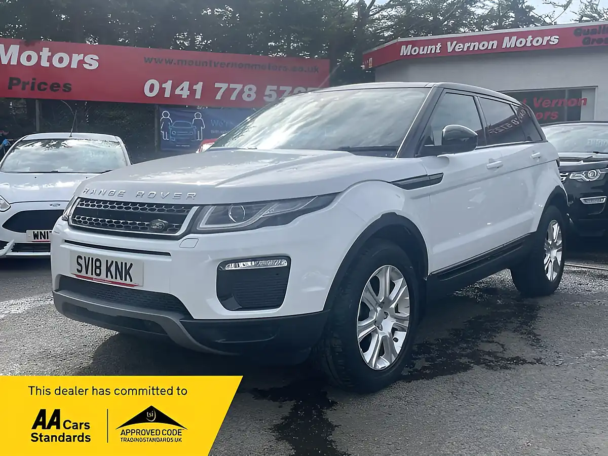 Used 2018 Land Rover Range Rover Evoque Se Tech White - Front View