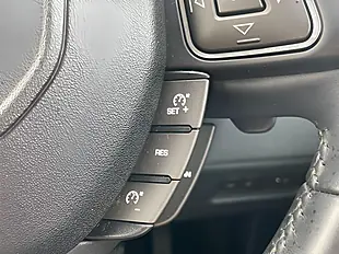 Used 2018 Land Rover Range Rover Evoque Se Tech White - Interior and Exterior details 20