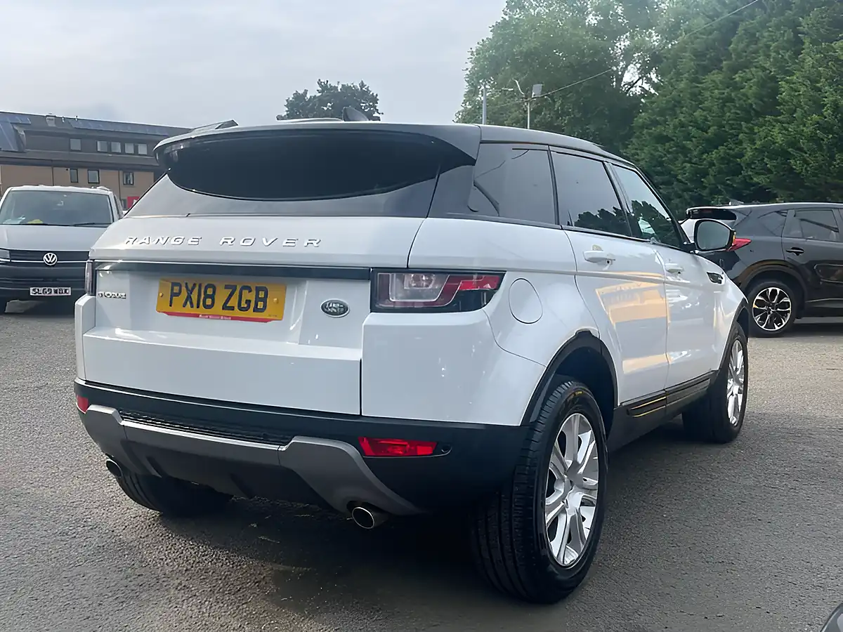 Used 2018 Land Rover Range Rover Evoque Se Tech White - Interior and Exterior details 8