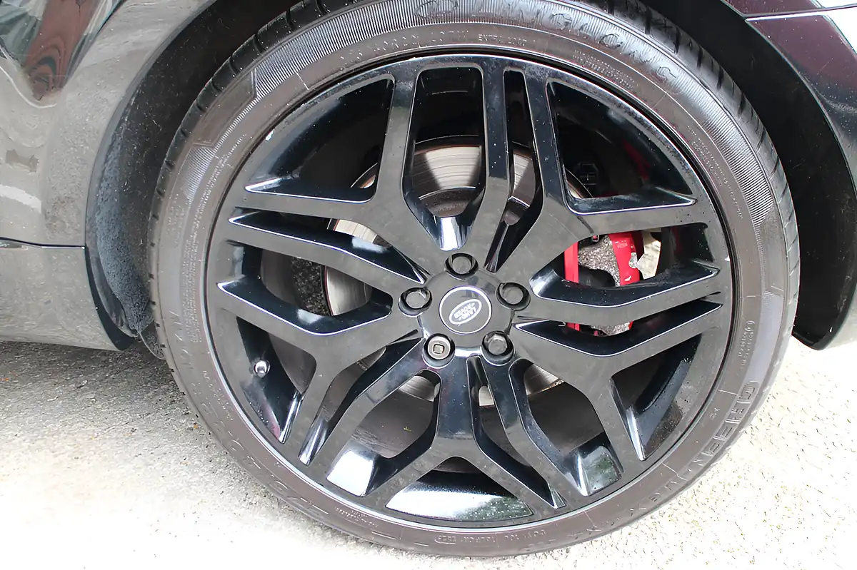 Used 2018 Land Rover Range Rover Sport Autobiography Dynamic Black - Interior and Exterior details 12