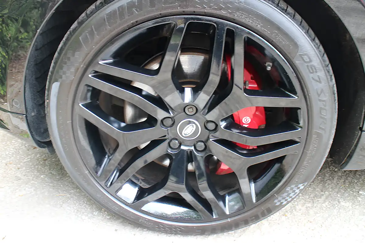 Used 2018 Land Rover Range Rover Sport Autobiography Dynamic Black - Interior and Exterior details 13