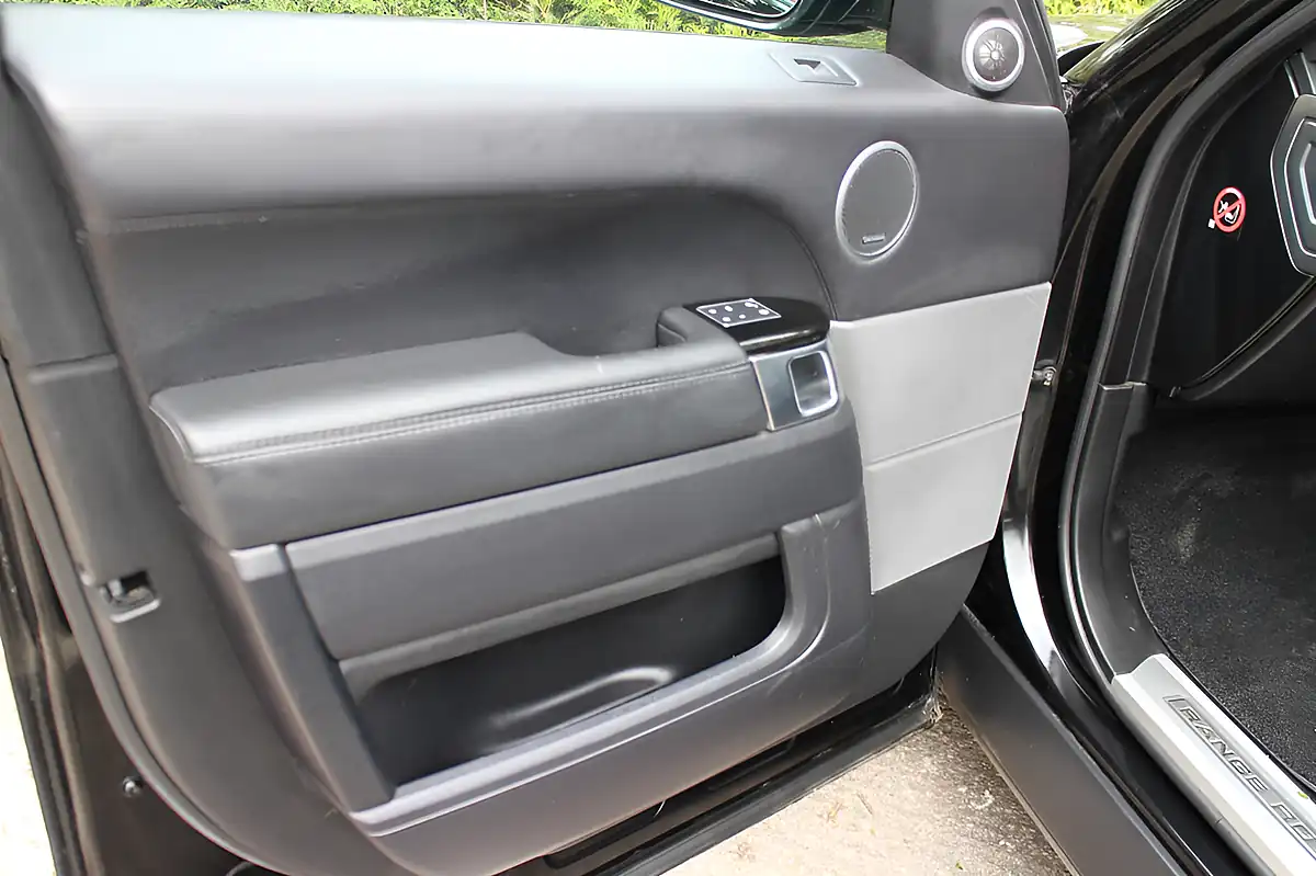 Used 2018 Land Rover Range Rover Sport Autobiography Dynamic Black - Interior and Exterior details 15