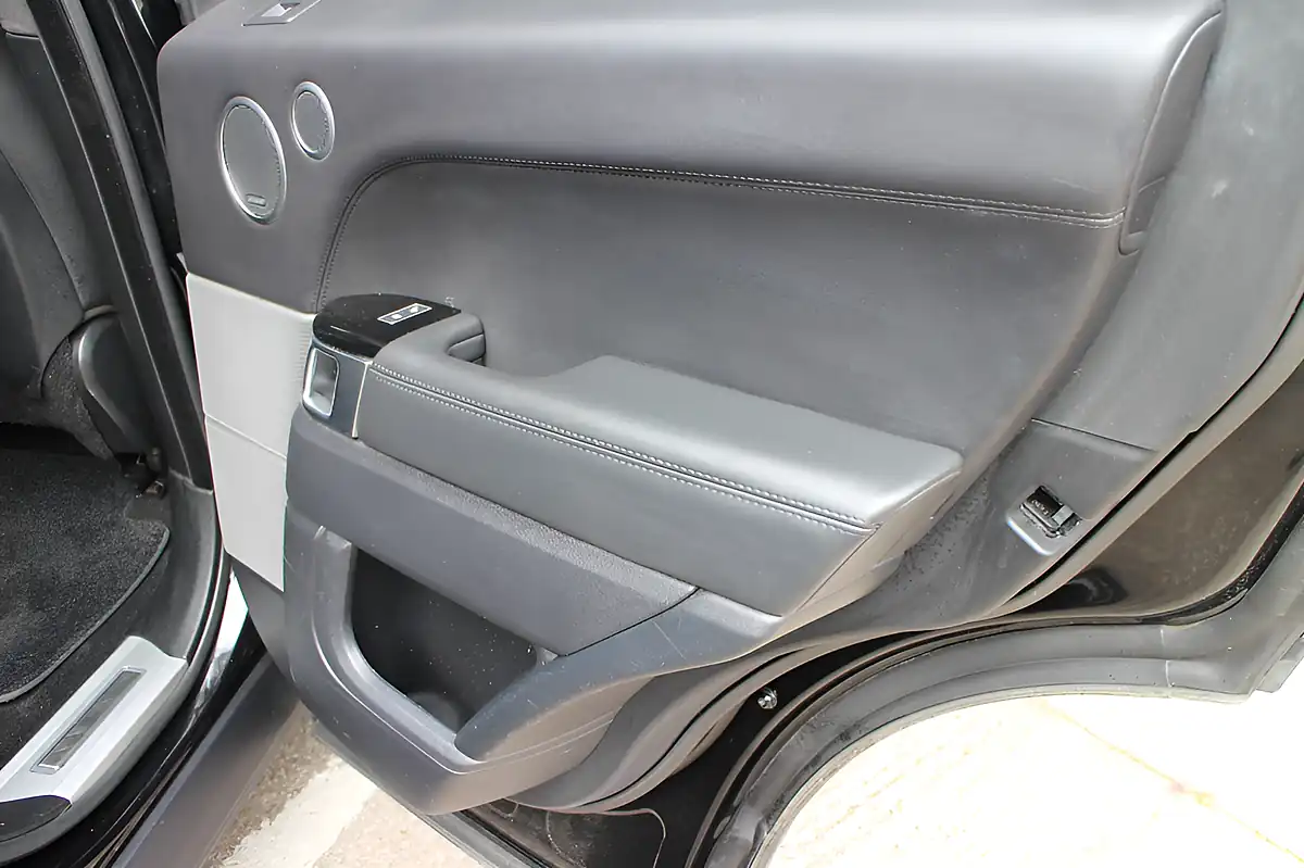 Used 2018 Land Rover Range Rover Sport Autobiography Dynamic Black - Interior and Exterior details 19