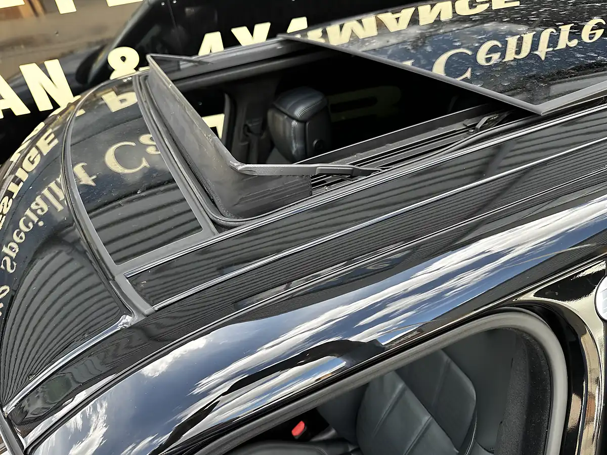 Used 2018 Land Rover Range Rover Sport Autobiography Dynamic Black - Interior and Exterior details 8