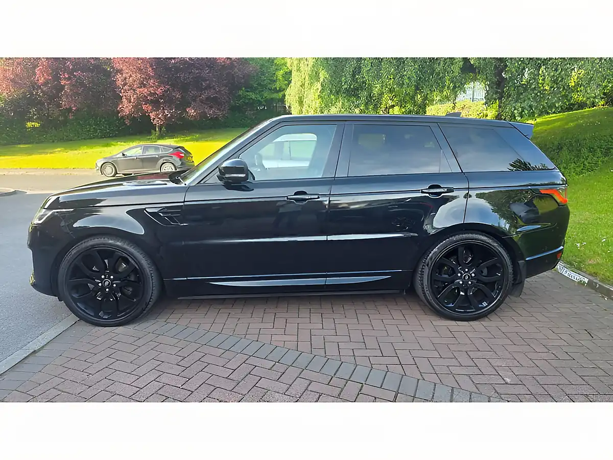 Used 2018 Land Rover Range Rover Sport Autobiography Dynamic Black - Interior and Exterior details 10