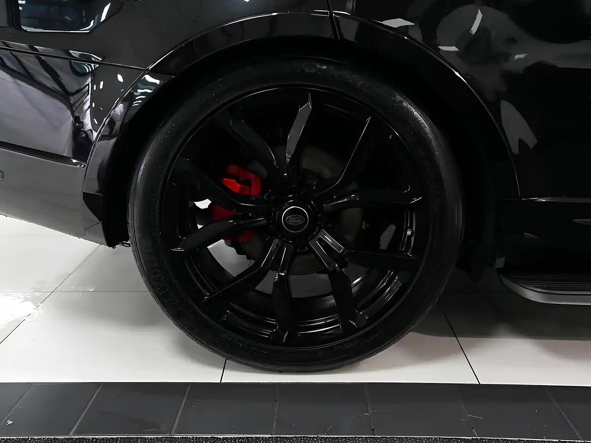 Used 2018 Land Rover Range Rover Sport Autobiography Dynamic Black - Interior and Exterior details 13