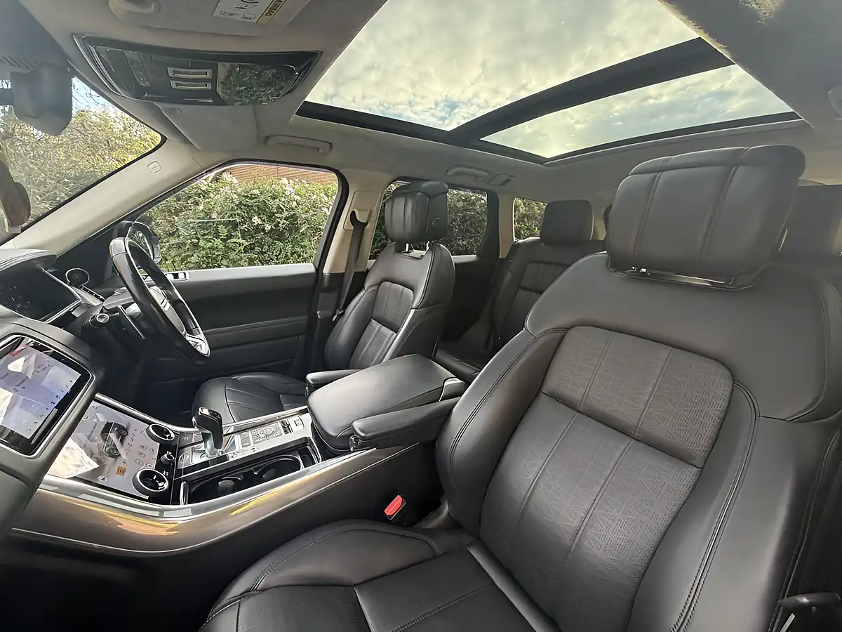 Used 2018 Land Rover Range Rover Sport Autobiography Dynamic Black - Interior and Exterior details 11