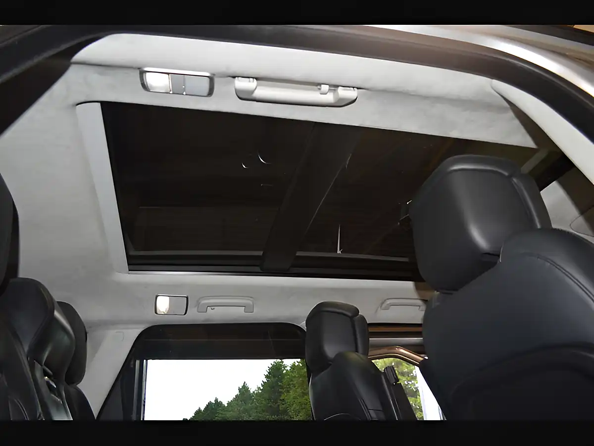 Used 2018 Land Rover Range Rover Sport Autobiography Dynamic Indus Silver - Interior and Exterior details 14