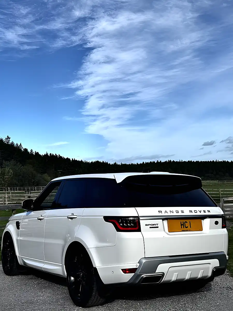 Used 2018 Land Rover Range Rover Sport Autobiography Dynamic White - Interior and Exterior details 6