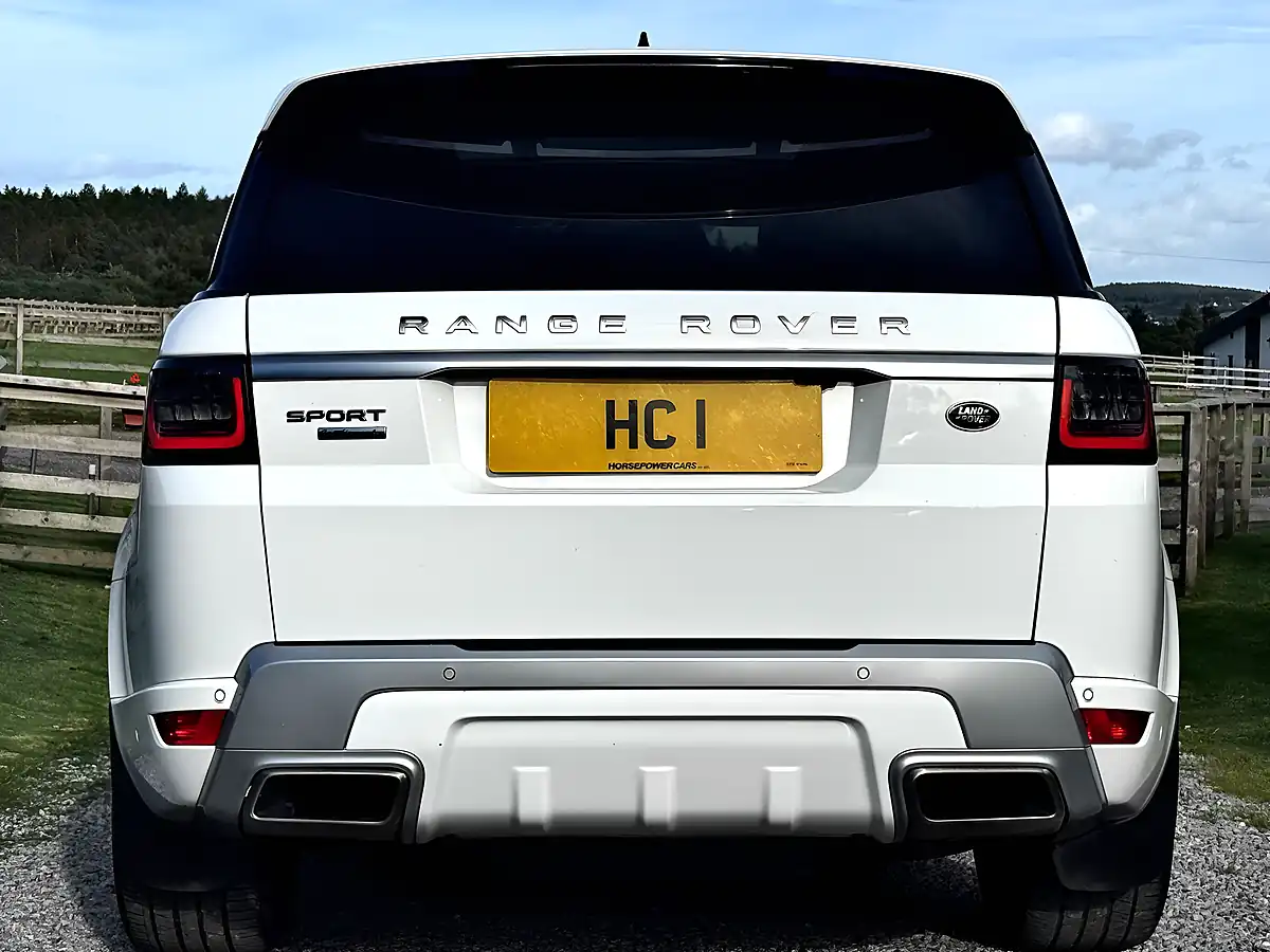 Used 2018 Land Rover Range Rover Sport Autobiography Dynamic White - Interior and Exterior details 9