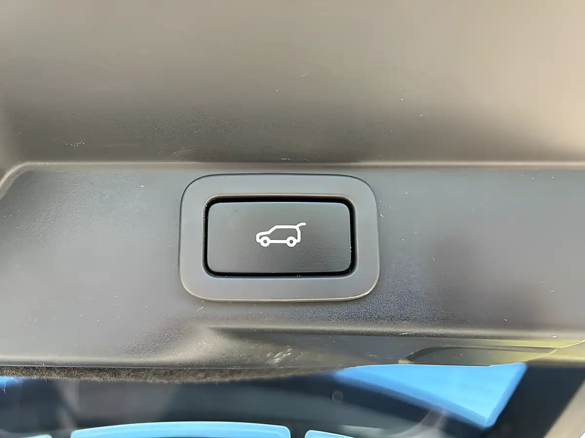 Used 2018 Land Rover Range Rover Sport Hse Black - Interior and Exterior details 14