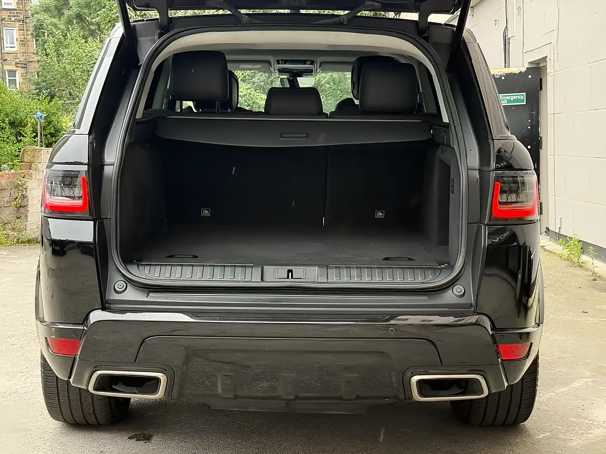 Used 2018 Land Rover Range Rover Sport Hse Black - Interior and Exterior details 8