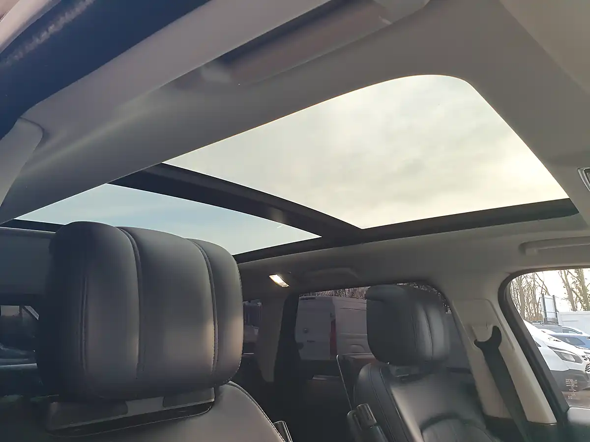 Used 2018 Land Rover Range Rover Sport Hse Black - Interior and Exterior details 15