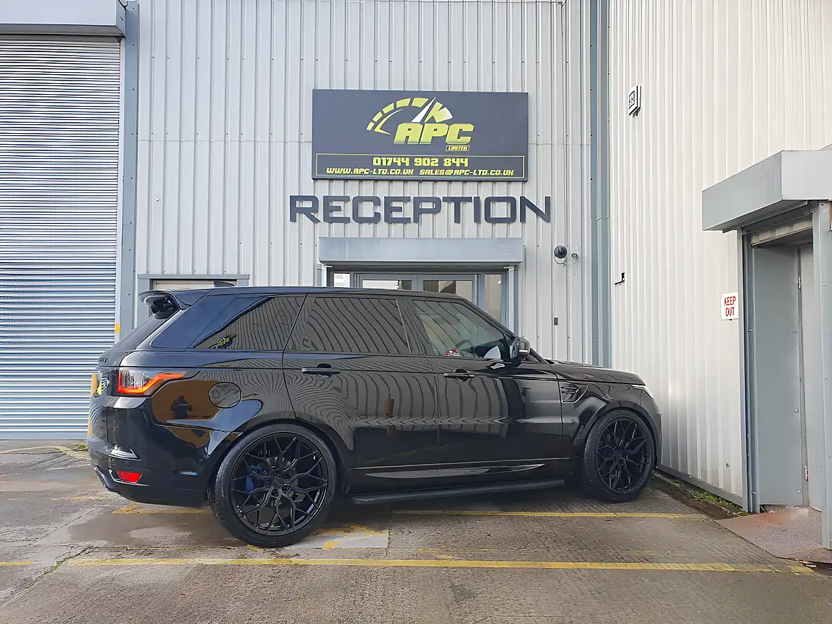 Used 2018 Land Rover Range Rover Sport Hse Black - Interior and Exterior details 9