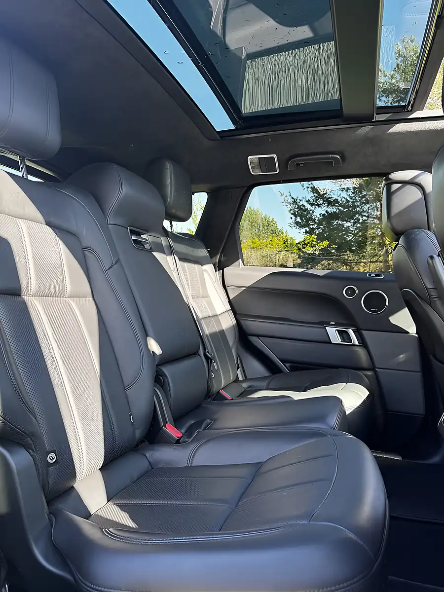 Used 2018 Land Rover Range Rover Sport Hse Dynamic Black - Interior and Exterior details 9
