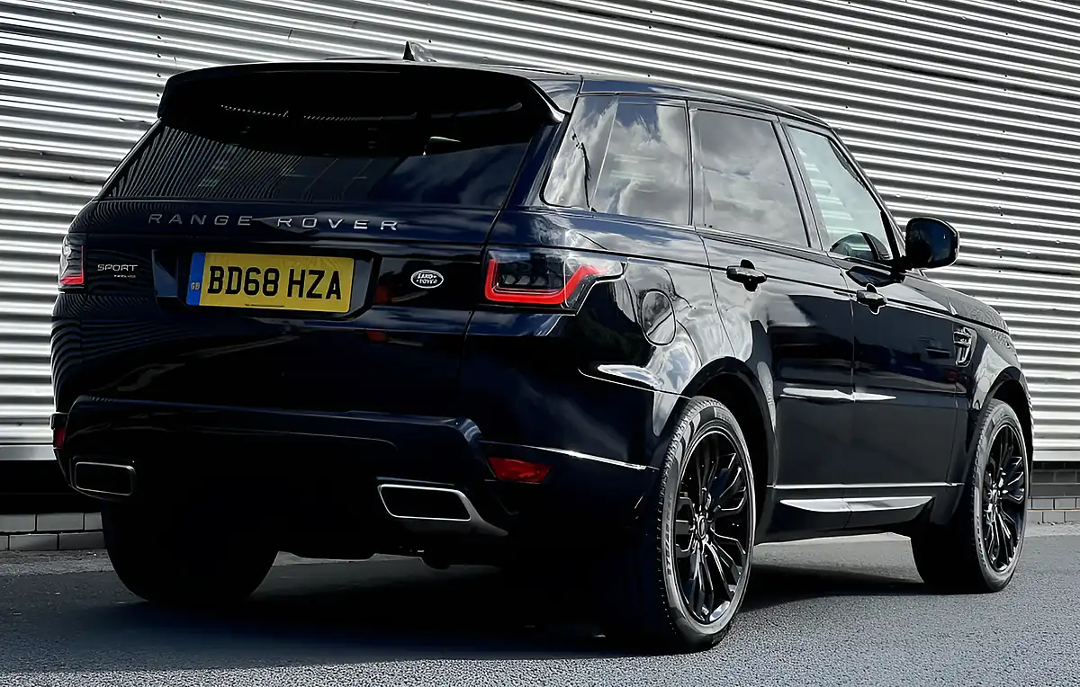 Used 2018 Land Rover Range Rover Sport Hse Dynamic Black - Interior and Exterior details 10