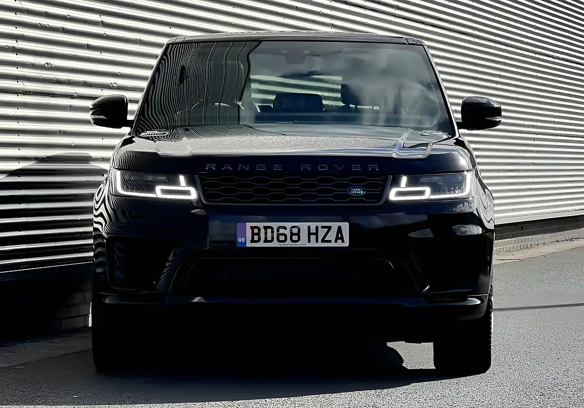 Used 2018 Land Rover Range Rover Sport Hse Dynamic Black - Interior and Exterior details 11